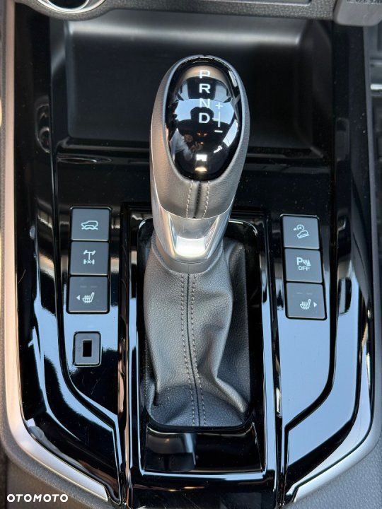 Isuzu D-Max - 15