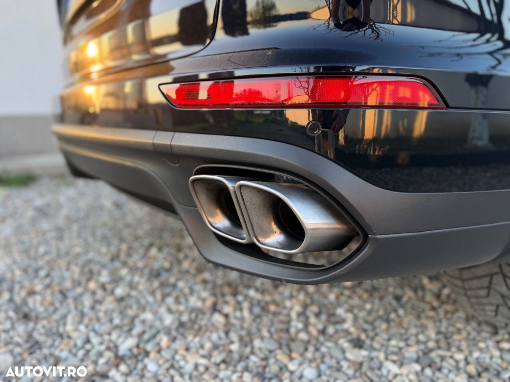 Porsche Cayenne - 14