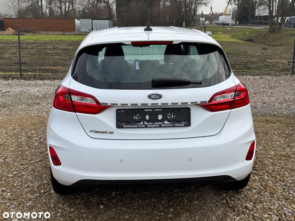 Ford Fiesta - 12