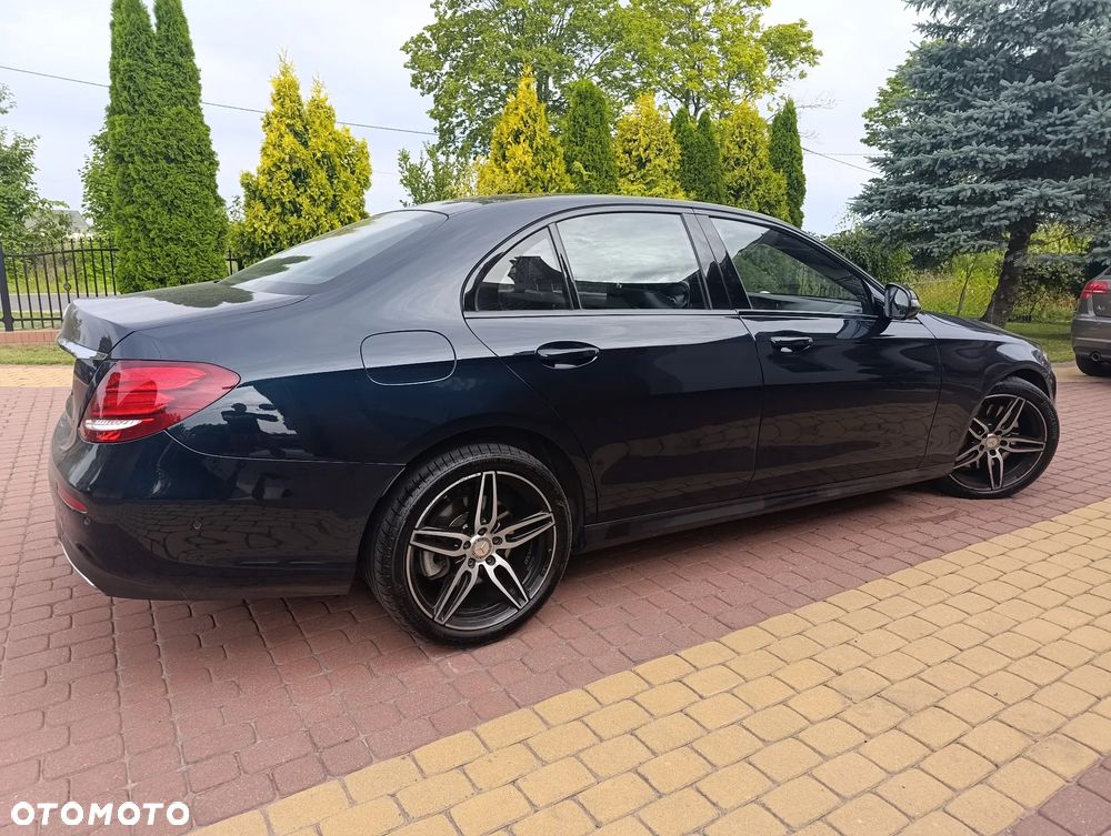 Mercedes-Benz Klasa E 350 d 9G-TRONIC AMG Line - 3