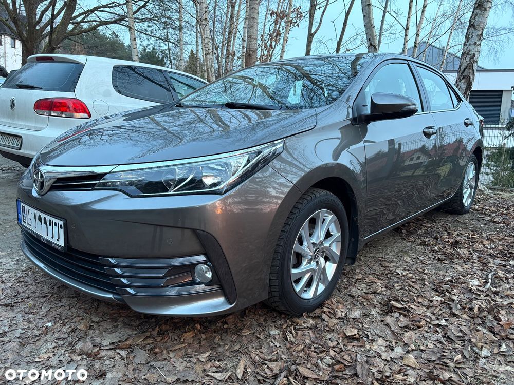 Toyota Corolla 1.6 Premium EU6 - 1