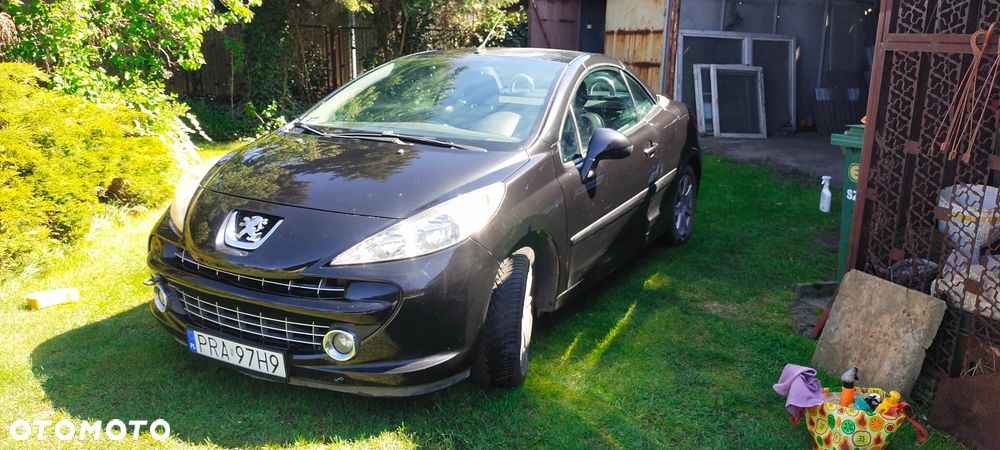 Peugeot 207 CC - 1