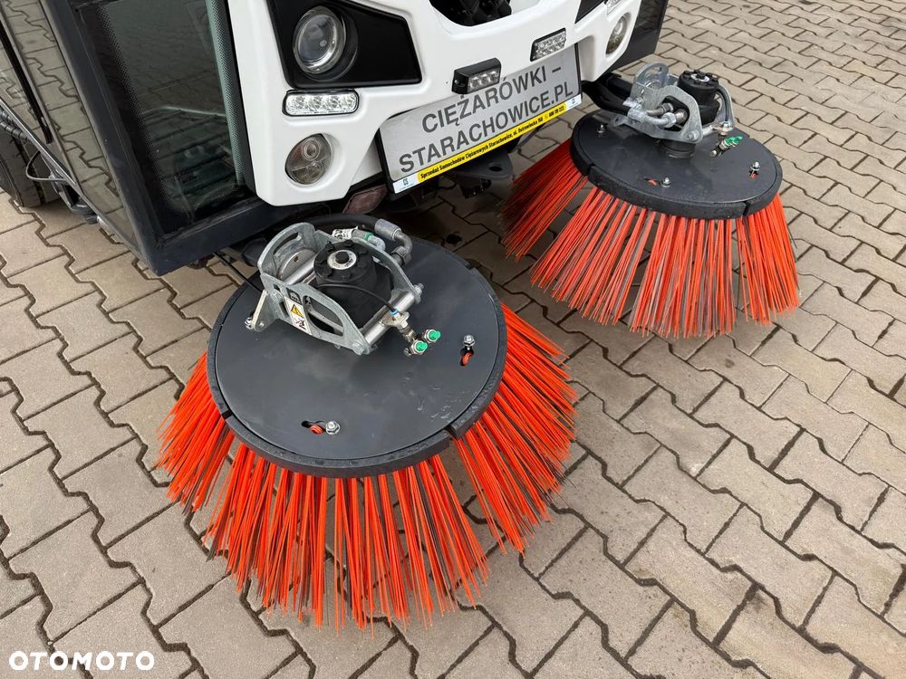 Inny Zamiatarka Johnston Bucher C202 // 2021 r. - 17