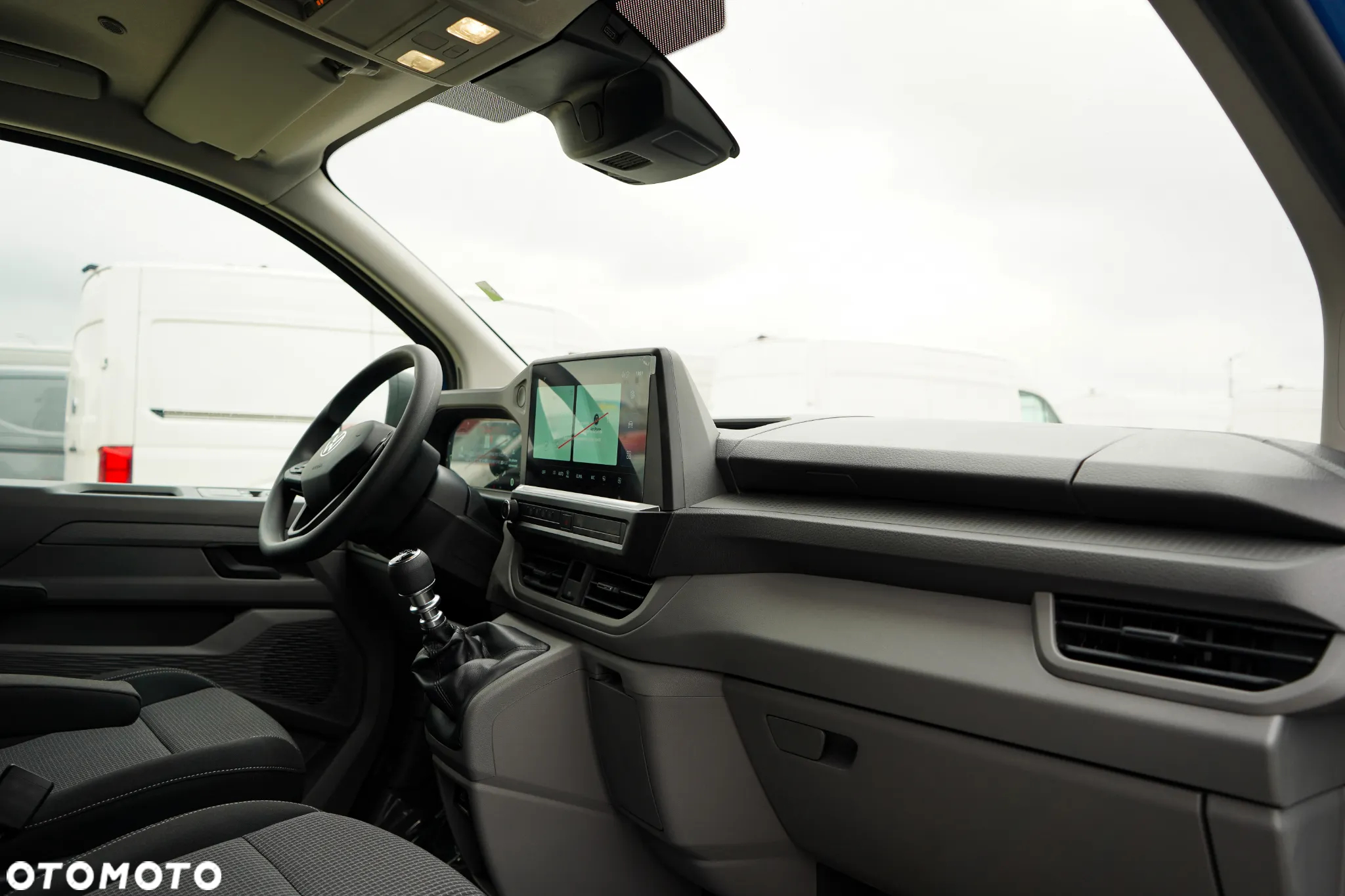 Volkswagen T7 Transporter - 20