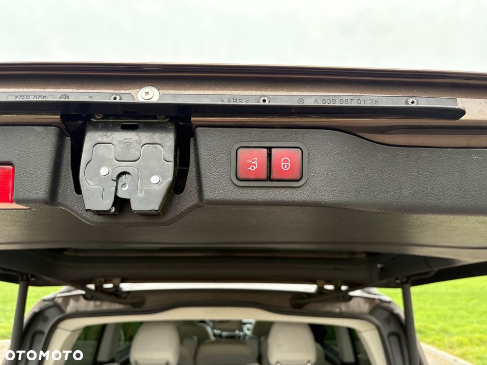 Mercedes-Benz Klasa V 250 (BlueTEC) d 7G-Tronic (d³ugi) - 20