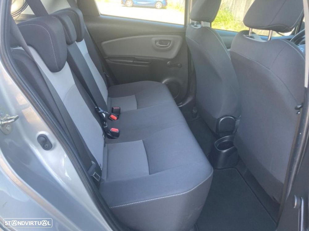 Toyota Yaris 1.0 VVT-i Comfort - 32