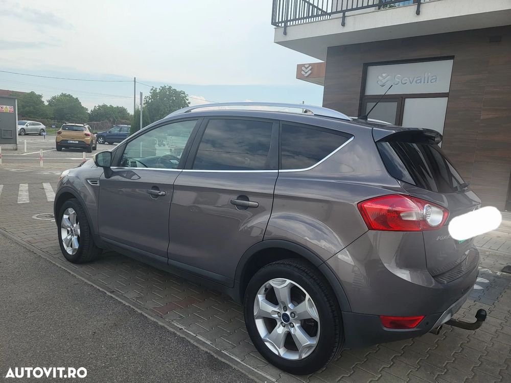 Ford Kuga - 3