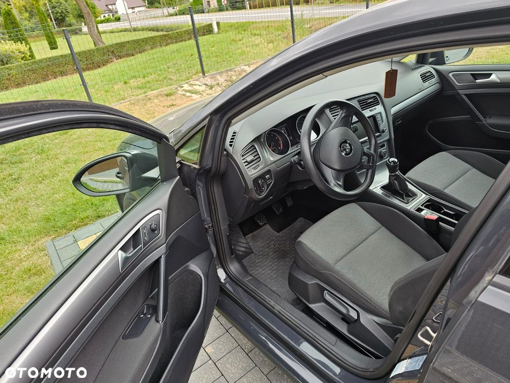 Volkswagen Golf 1.2 TSI BMT Comfortline - 16