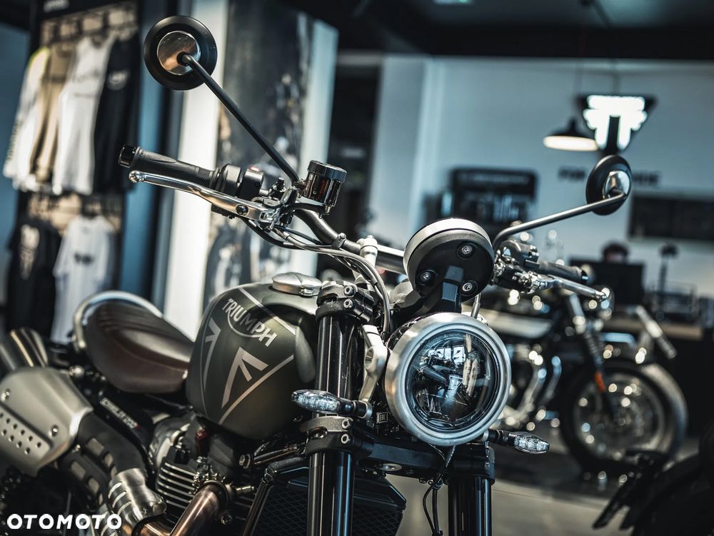 Triumph Scrambler - 5