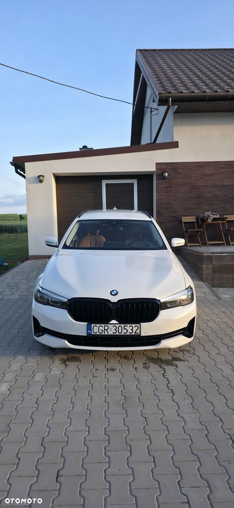 BMW Seria 5 530d xDrive mHEV Luxury Line - 11