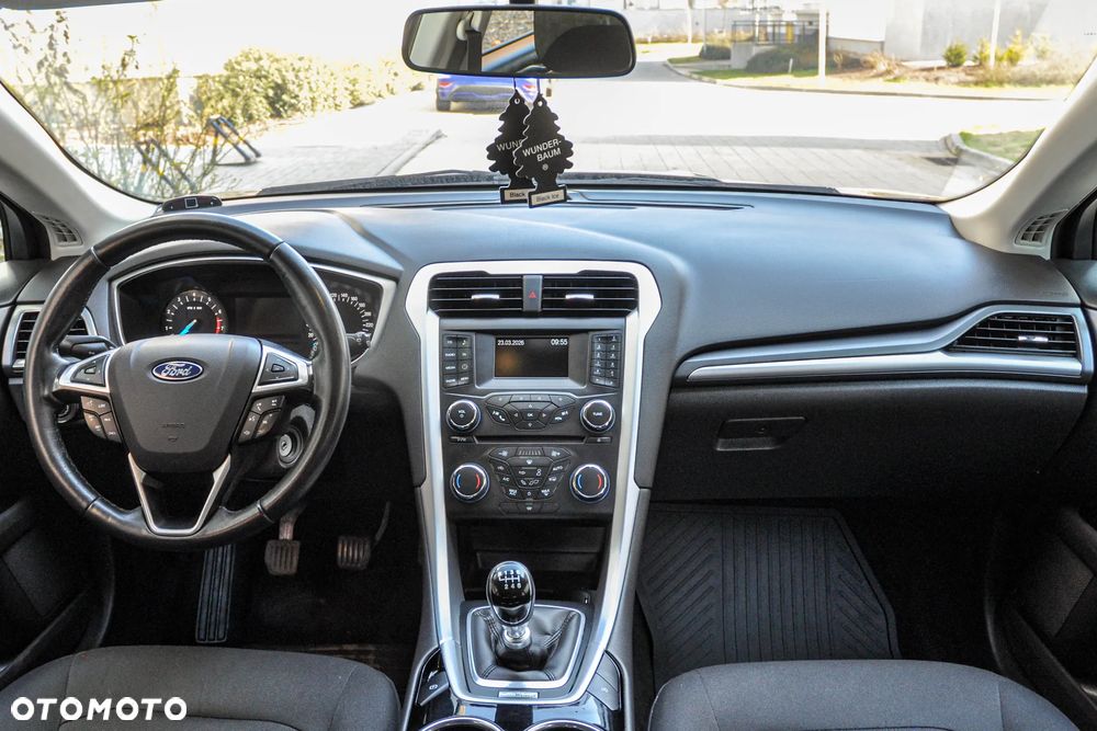 Ford Mondeo - 10