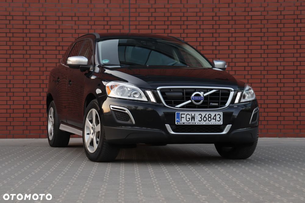 Volvo XC 60 D3 R-Design - 6