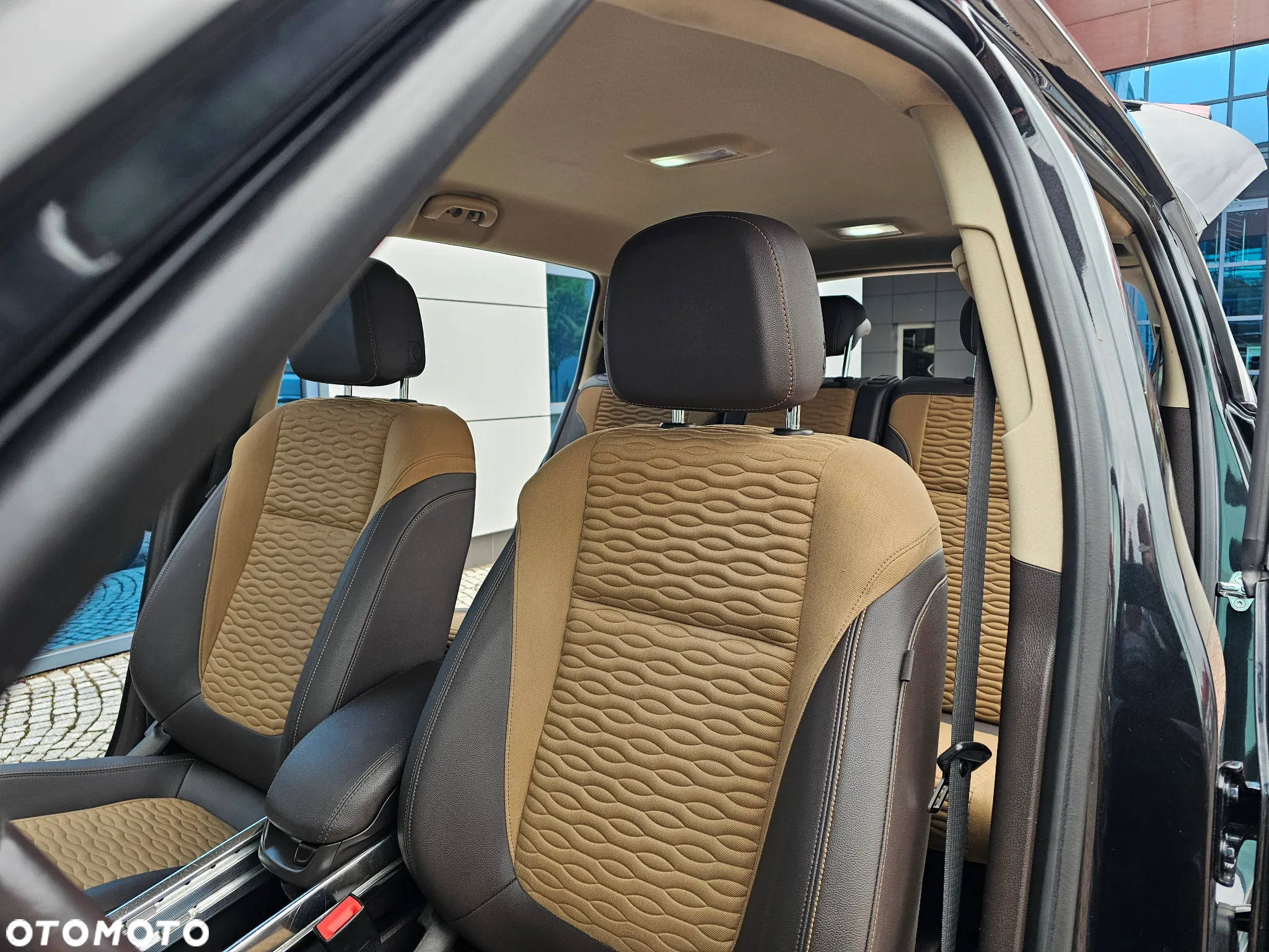 Opel Zafira Tourer 2.0 CDTI Automatik Business Innovation - 11