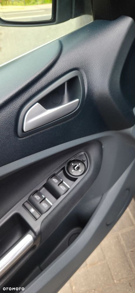 Ford C-MAX - 25
