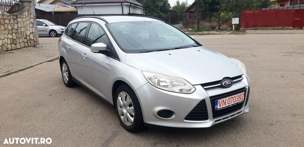 Ford Focus Turnier 1.6 Ti-VCT Champions Edition - 17