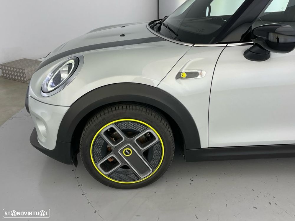 MINI 3 Portas Cooper SE - 17