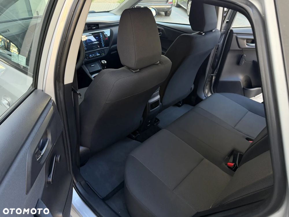 Toyota Auris - 9