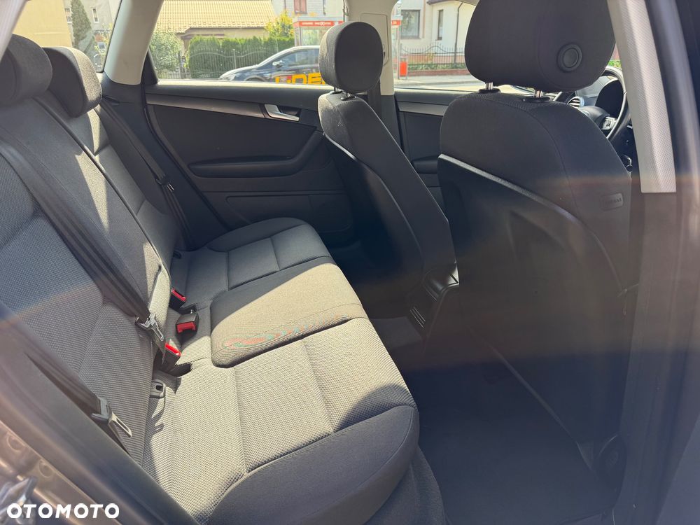 Audi A3 Sportback 2.0 TDI Ambiente - 16