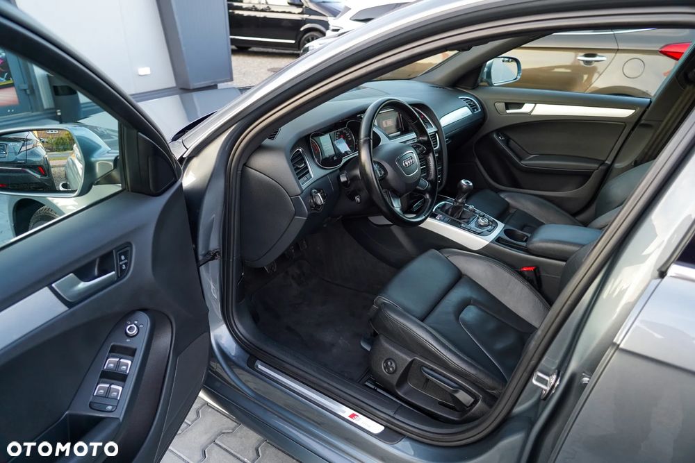 Audi A4 Avant 1.8 TFSI Ambiente - 23