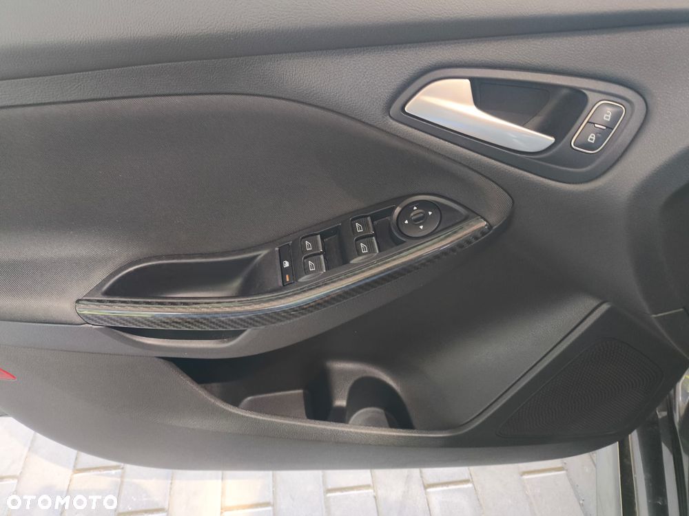Ford Focus 2.0 EcoBoost ST-2 - 19