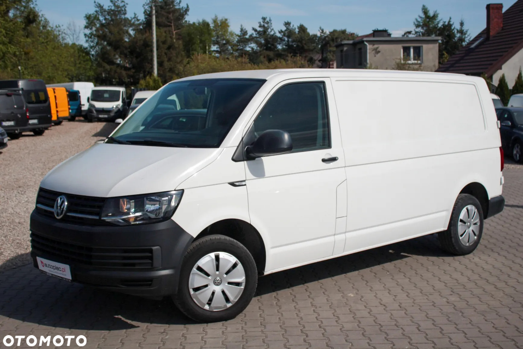 Volkswagen Transporter - 2