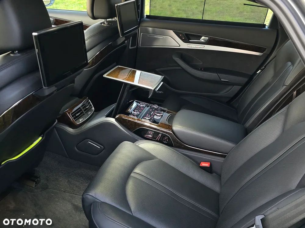 Audi A8 4.2 TDI DPF (clean diesel) quattro tiptronic Lang - 29