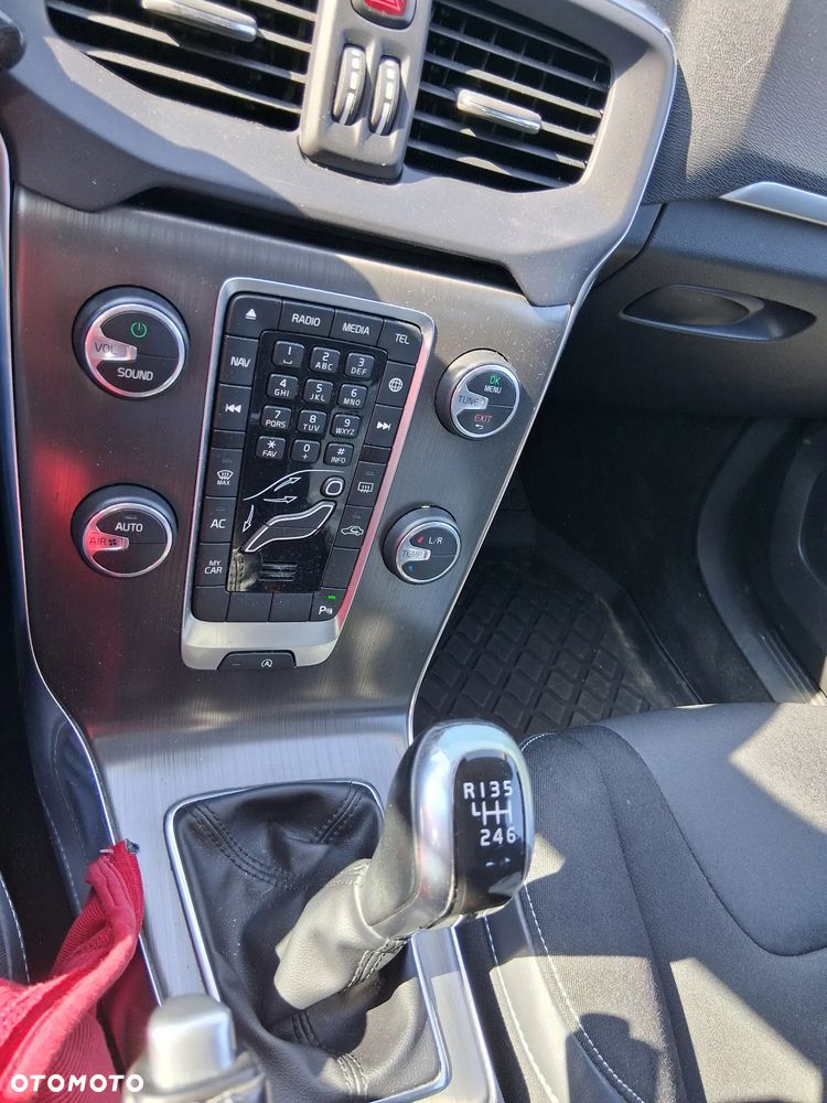 Volvo V40 - 6