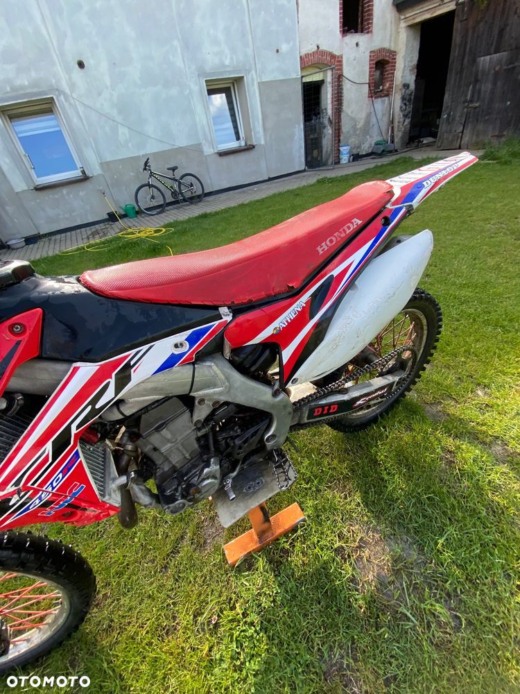 Honda CRF - 9