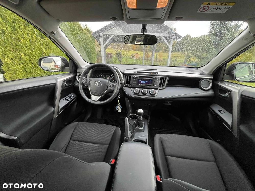 Toyota RAV4 2.0 D-4D Active 4x2 - 12