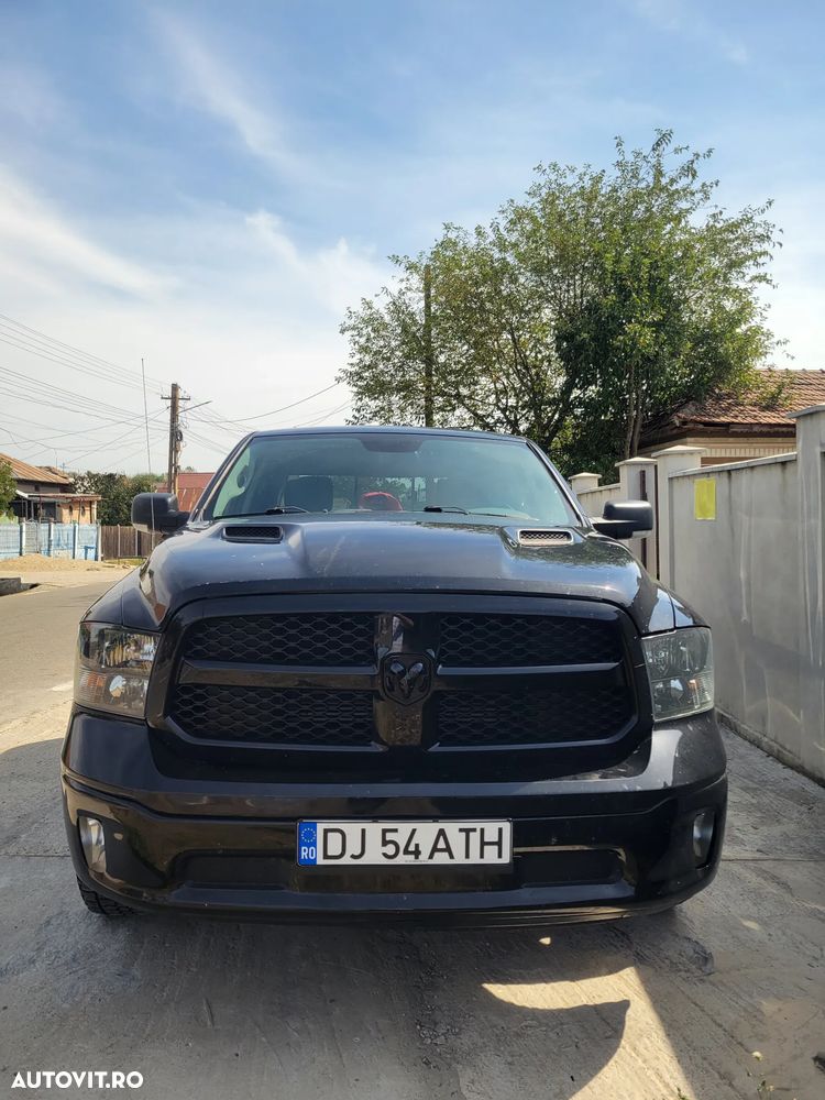 Dodge RAM - 1