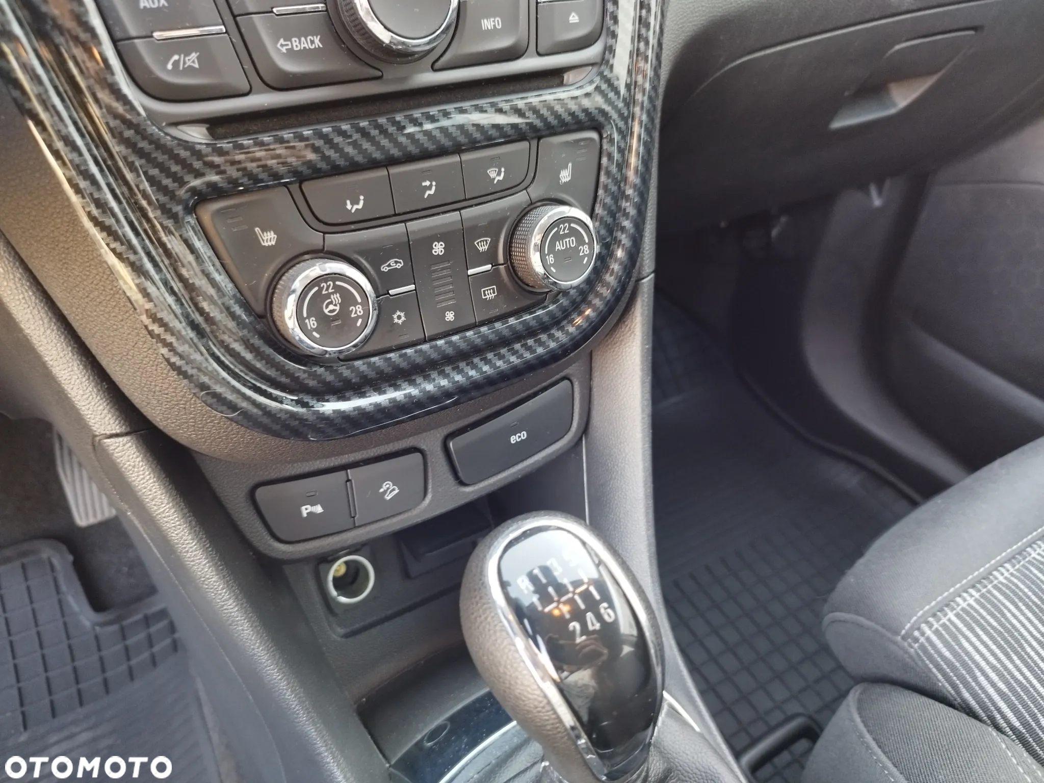 Opel Mokka 1.4 Turbo ecoFLEX Start/Stop 4x4 Innovation - 17
