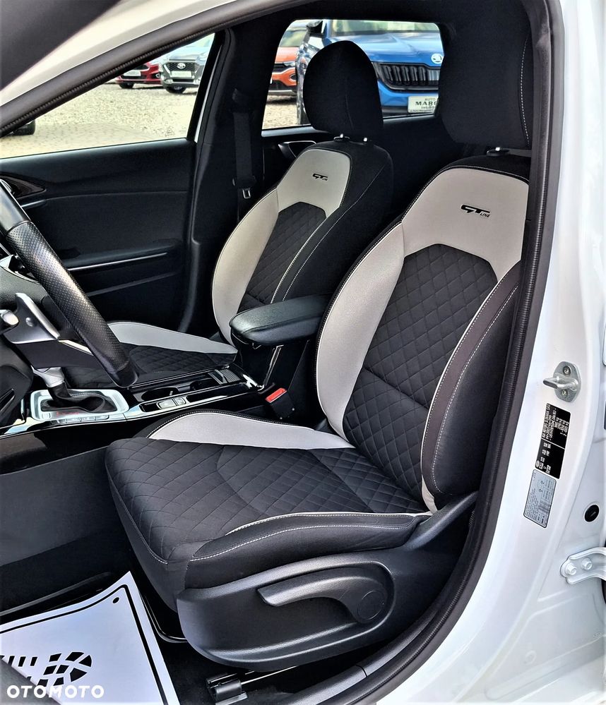 Kia Ceed 1.5 T-GDI DCT7 OPF GT Line - 19