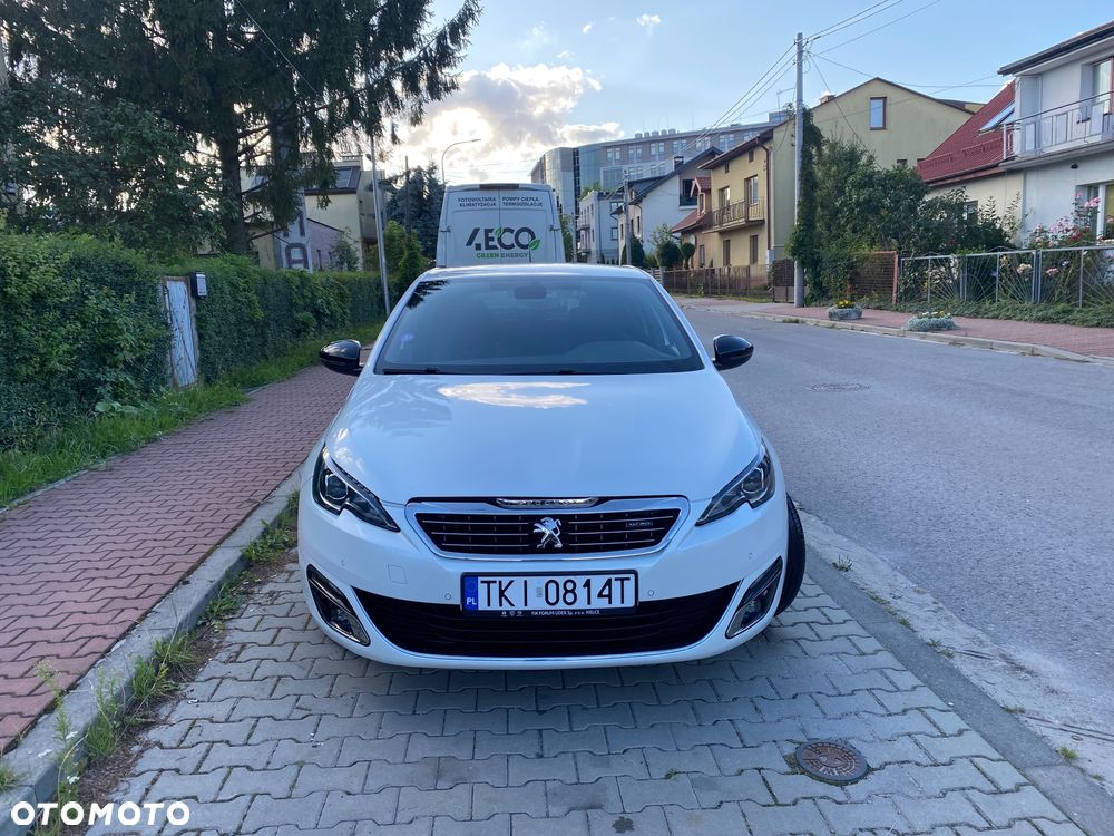 Peugeot 308 1.2 PureTech Allure S&S - 2