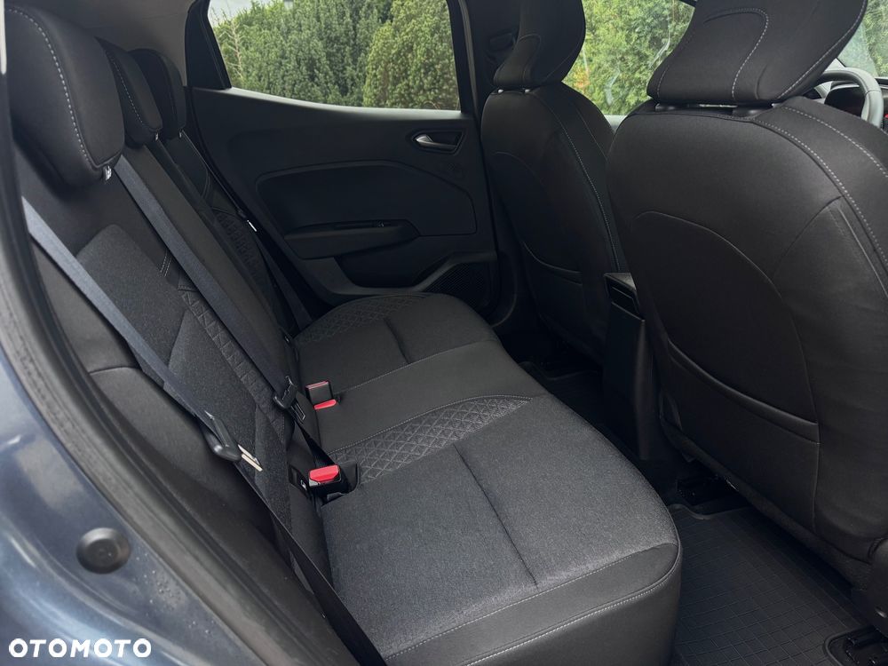 Renault Clio TCe 100 INTENS - 26