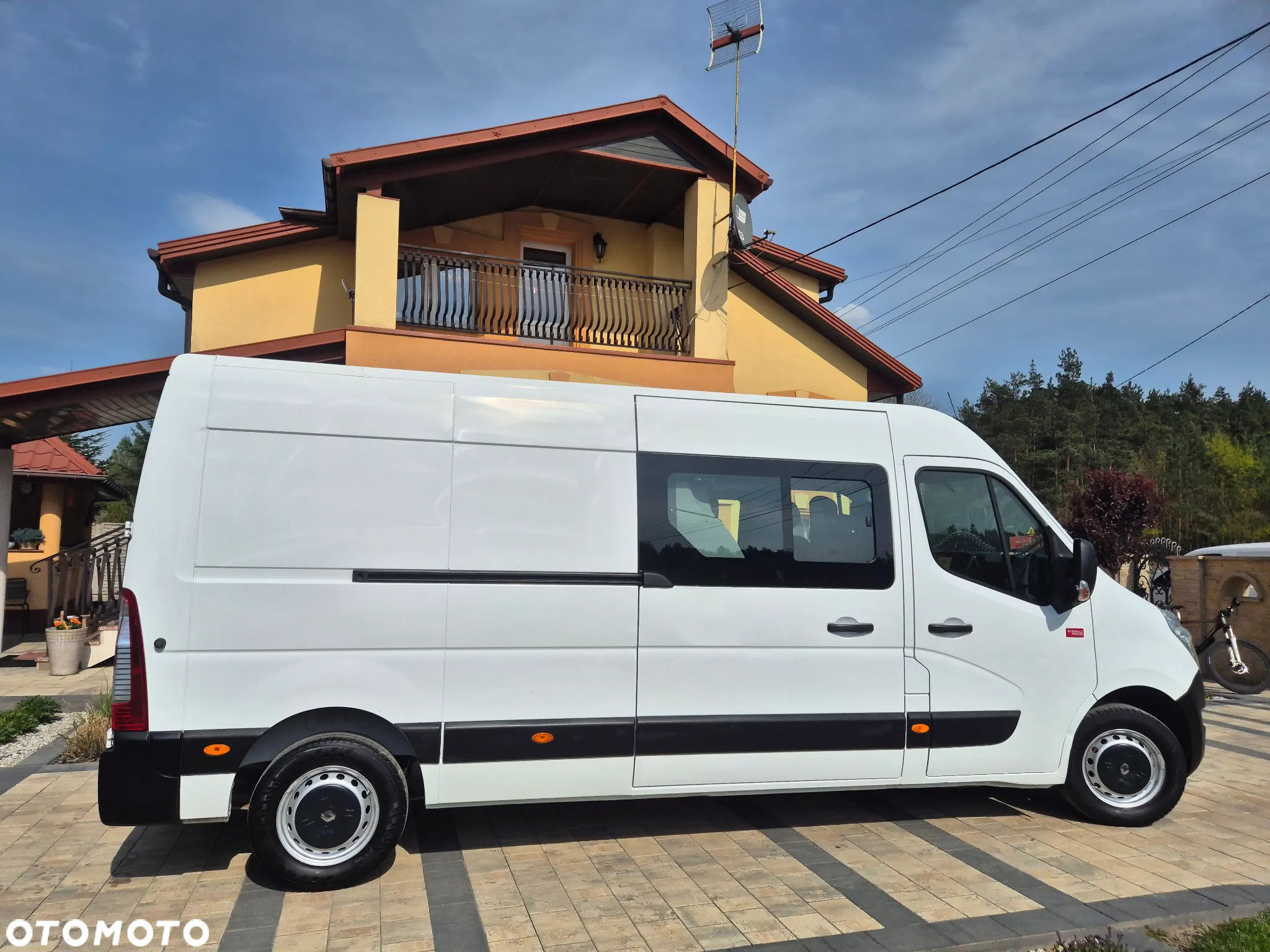 Renault MASTER L3H2 2.3 145KM BRYGADÓWKA 7 OSÓB KLIMA SPROWADZONY NAVI KAMERY - 8