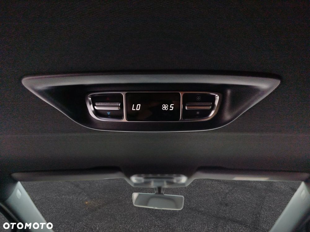 Mercedes-Benz Klasa V 300 d 4-Matic 9G-Tronic (ekstra d³) - 14