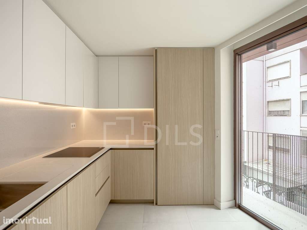 Apartamento T3 com área exterior e garagem no Areeiro, Lisboa - Grande imagem: 4/57