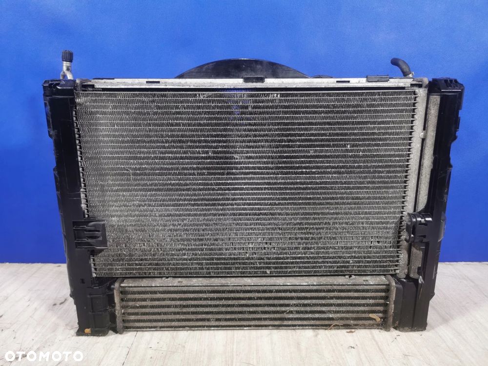 Bmw 3 E90 E91 E92 E93 chłodnice komplet 2.0 Diesel - 2