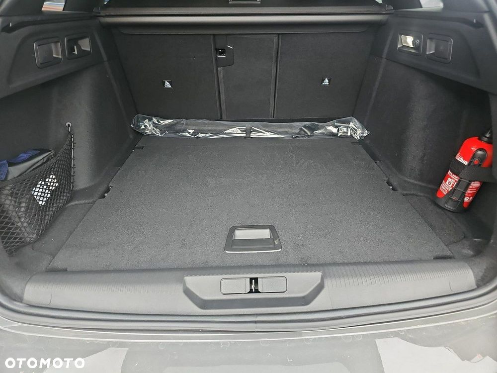 Peugeot 308 - 22