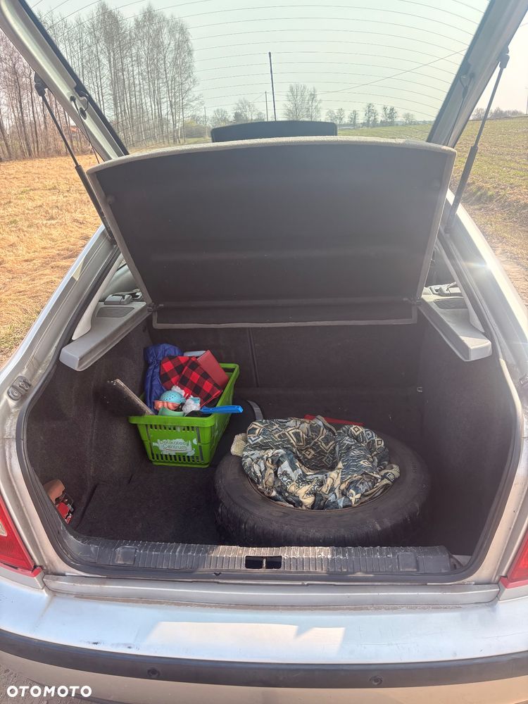 Skoda Octavia 1.8 GLX - 11