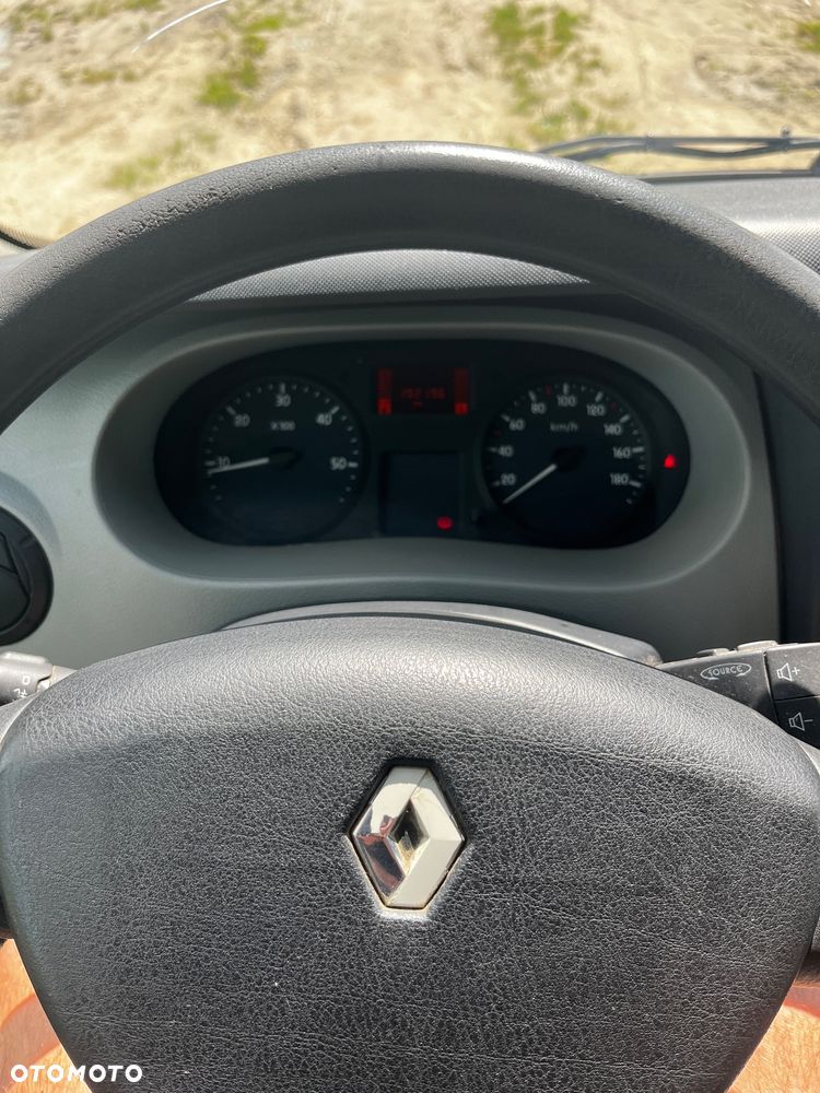 Renault Master - 15