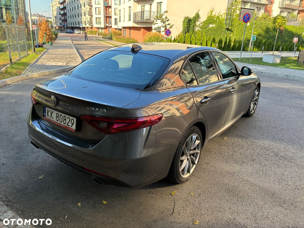 Alfa Romeo Giulia 2.0 Turbo TI Q4 - 5