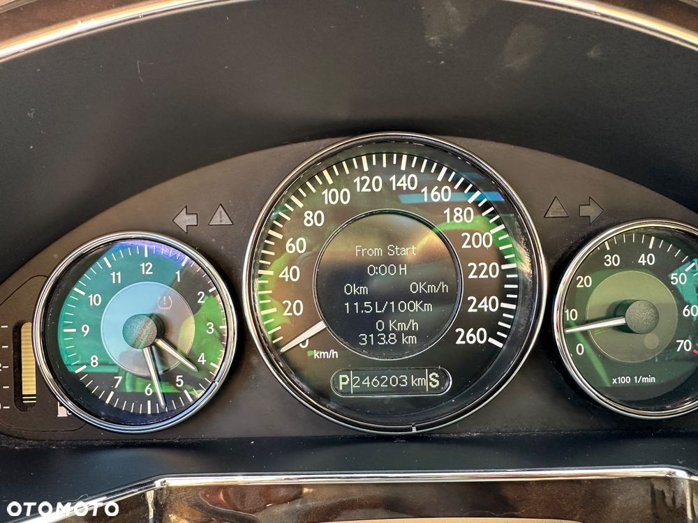 Mercedes-Benz CLS 500 - 17