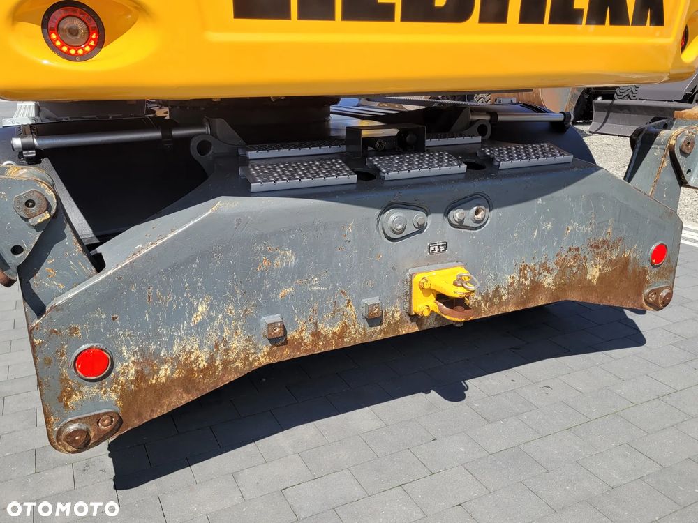 Liebherr A918 / ROTOTILT ze szczypcami / system niwelacji GPS 3D / - 13