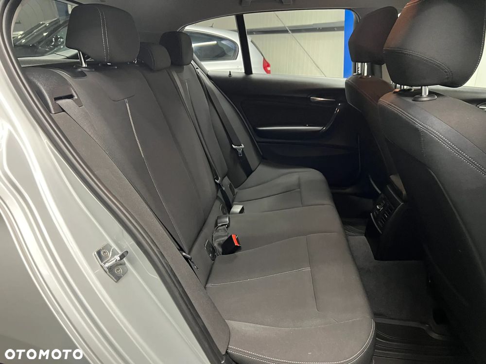 BMW Seria 1 118d DPF Edition Sport - 28