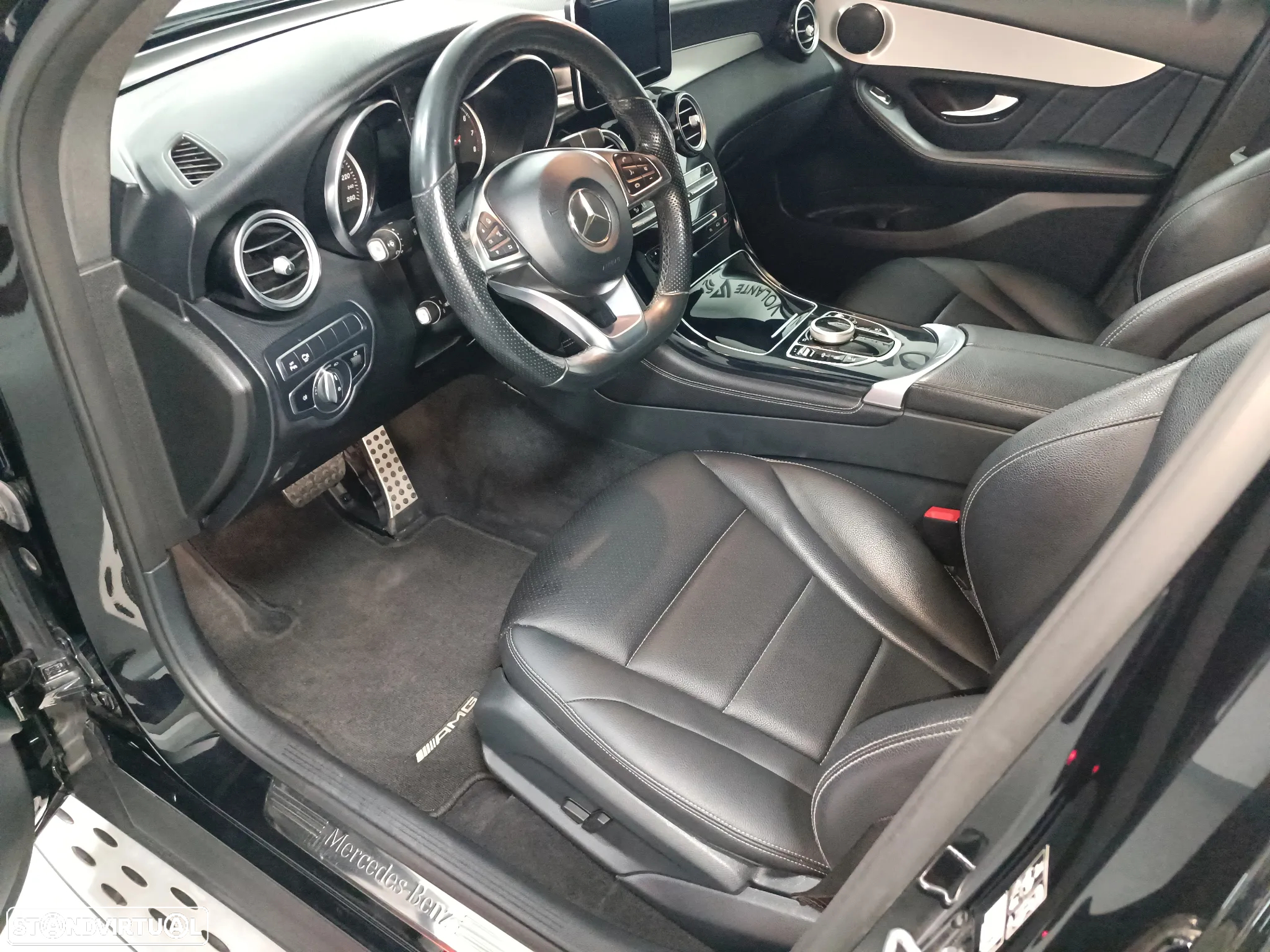Mercedes-Benz GLC 350 e Coupé AMG Line 4-Matic - 13