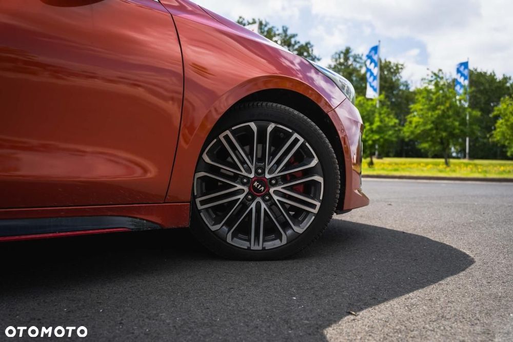 Kia ProCeed - 12