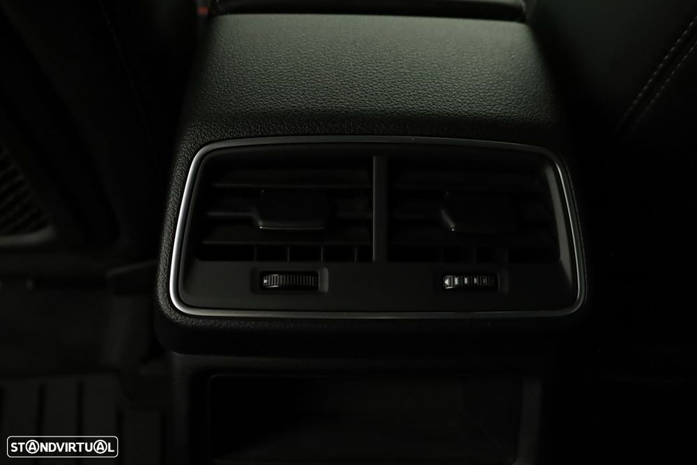 Audi Q8 e-Tron Sportback 55 quattro Advanced - 25