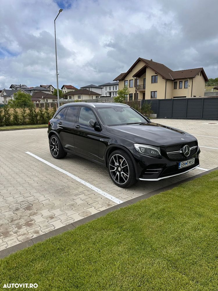 Mercedes-Benz GLC - 1