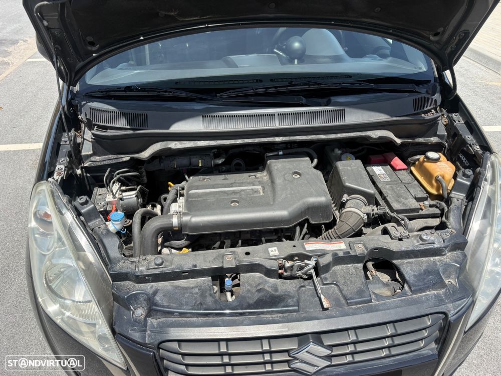 Suzuki Splash 1.3 DDiS GLS - 33